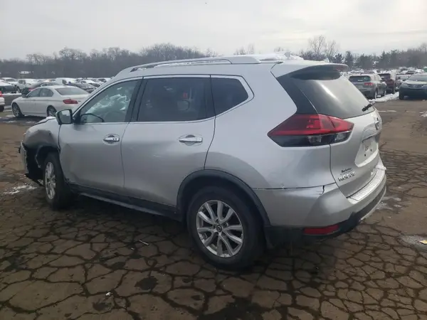 JN8AT2MV9JW327285 2018 NISSAN ROGUE - Image 2