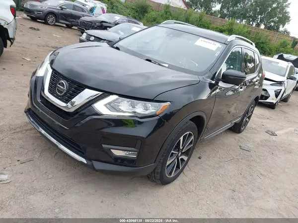 JN8AT2MV9JW342580 2018 NISSAN ROGUE - Image 2