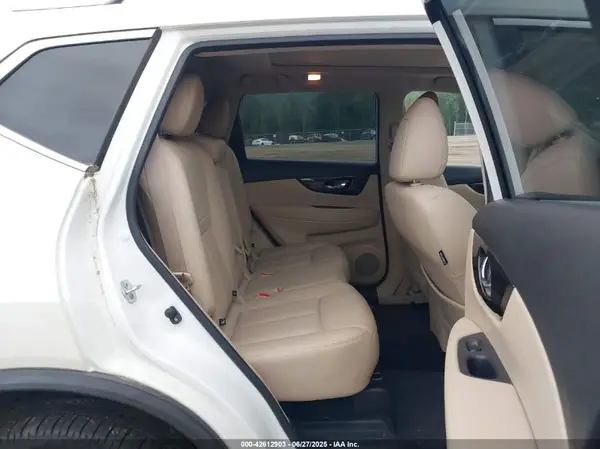 JN8AT2MV9JW350601 2018 NISSAN ROGUE - Image 8