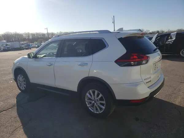 JN8AT2MV9JW350968 2018 NISSAN ROGUE - Image 2