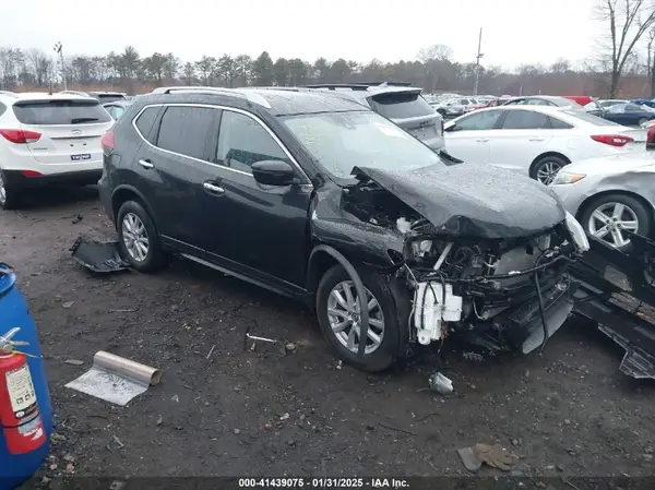 JN8AT2MV9KW372082 2019 NISSAN ROGUE - Image 1