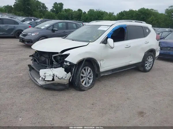 JN8AT2MV9KW373829 2019 NISSAN ROGUE - Image 2