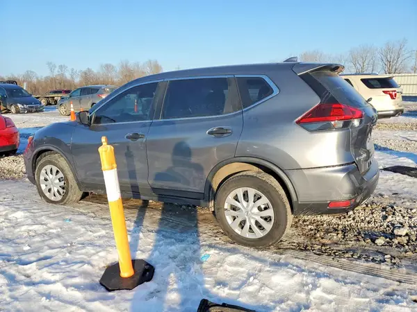 JN8AT2MV9KW374608 2019 NISSAN ROGUE - Image 2