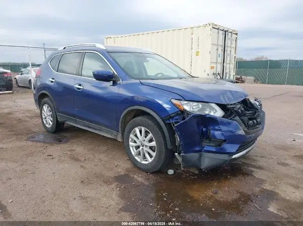 JN8AT2MV9KW375757 2019 NISSAN ROGUE - Image 1