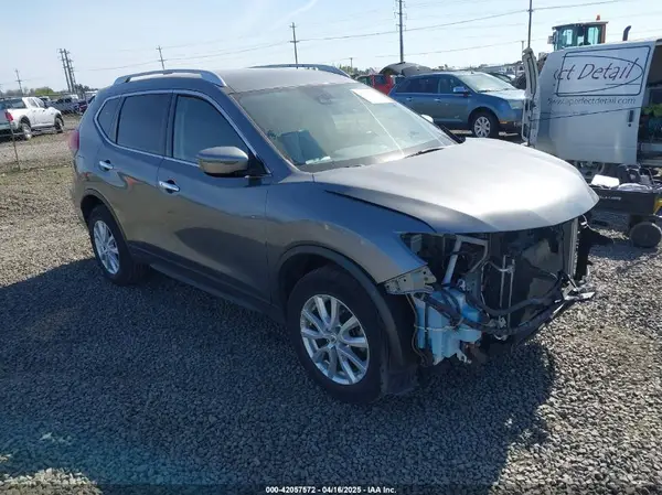 JN8AT2MV9KW379811 2019 NISSAN ROGUE - Image 1