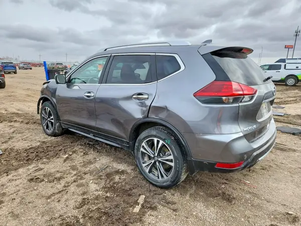 JN8AT2MV9KW381509 2019 NISSAN ROGUE - Image 2