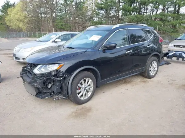 JN8AT2MV9KW386824 2019 NISSAN ROGUE - Image 2