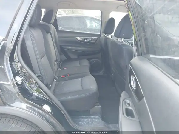 JN8AT2MV9KW386824 2019 NISSAN ROGUE - Image 8