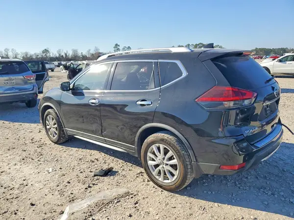 JN8AT2MV9KW392588 2019 NISSAN ROGUE - Image 2