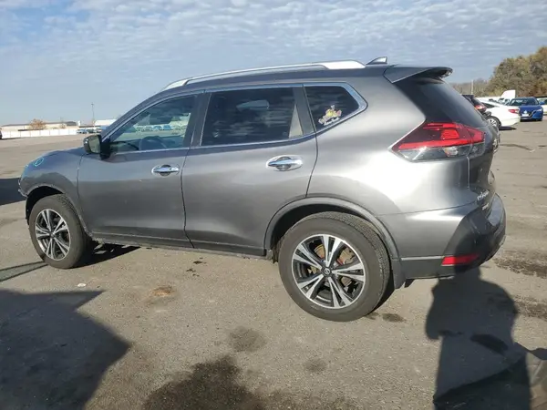 JN8AT2MV9KW394647 2019 NISSAN ROGUE - Image 2
