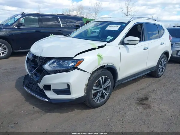 JN8AT2MV9KW395507 2019 NISSAN ROGUE - Image 2