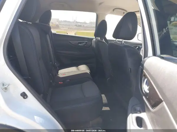 JN8AT2MV9KW395507 2019 NISSAN ROGUE - Image 8