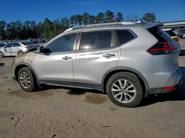 JN8AT2MV9KW399928 2019 NISSAN ROGUE - Image 2