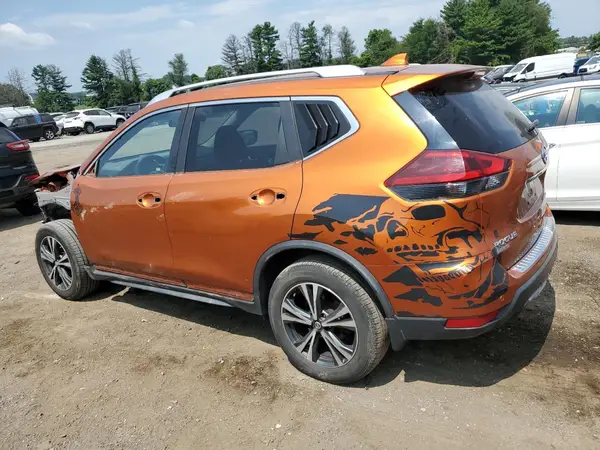 JN8AT2MV9LW103257 2020 NISSAN ROGUE - Image 2