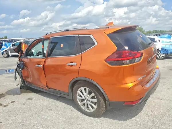 JN8AT2MV9LW104859 2020 NISSAN ROGUE - Image 2