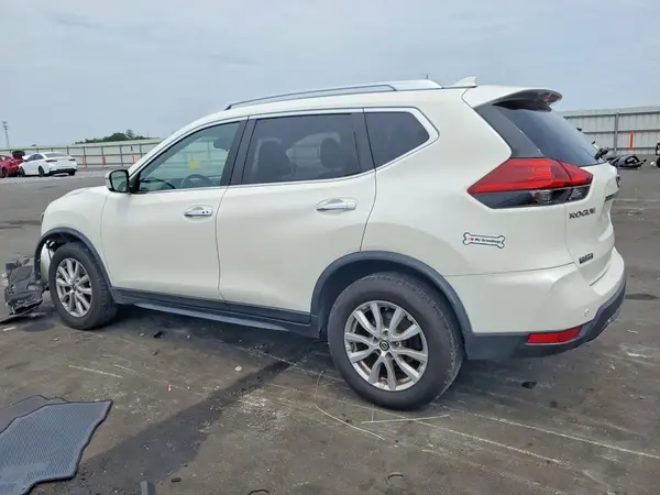 JN8AT2MV9LW108295 2020 NISSAN ROGUE - Image 2