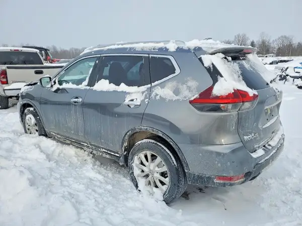 JN8AT2MV9LW108958 2020 NISSAN ROGUE - Image 2