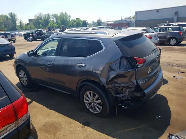 JN8AT2MV9LW109219 2020 NISSAN ROGUE - Image 2
