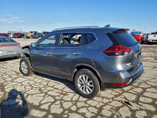 JN8AT2MV9LW114453 2020 NISSAN ROGUE - Image 2