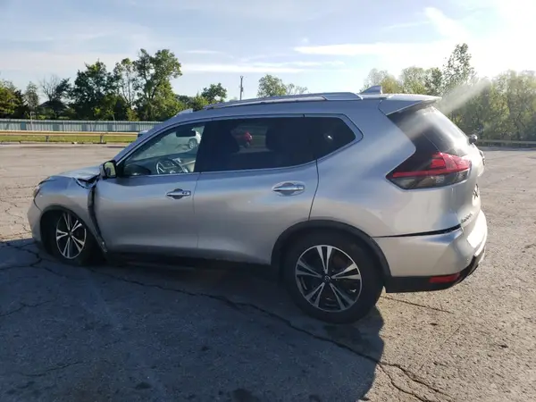 JN8AT2MV9LW131544 2020 NISSAN ROGUE - Image 2