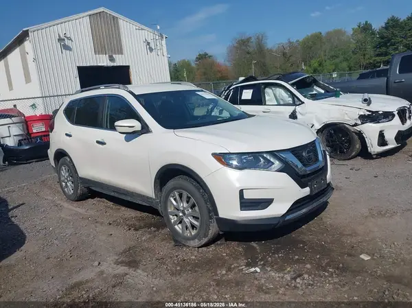 JN8AT2MV9LW133598 2020 NISSAN ROGUE - Image 1