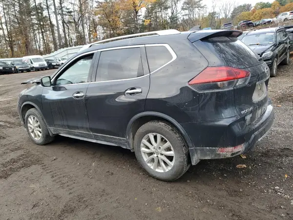 JN8AT2MV9LW141345 2020 NISSAN ROGUE - Image 2
