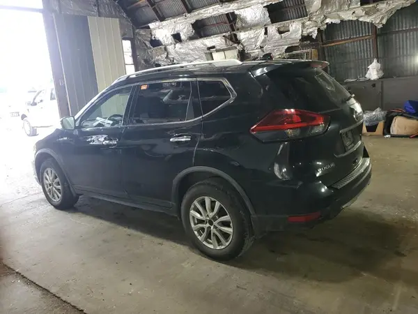 JN8AT2MV9LW141443 2020 NISSAN ROGUE - Image 2