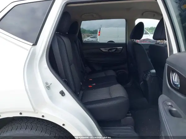 JN8AT2MV9LW143063 2020 NISSAN ROGUE - Image 8