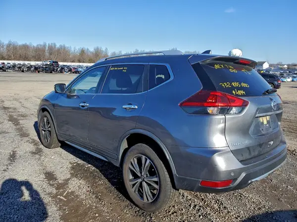 JN8AT2MV9LW144844 2020 NISSAN ROGUE - Image 2