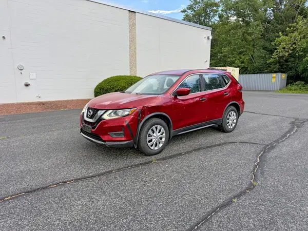 JN8AT2MVOHW009131 2017 NISSAN ROGUE - Image 2