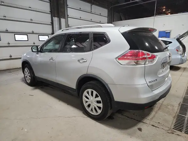 JN8AT2MVXGW136953 2016 NISSAN ROGUE - Image 2