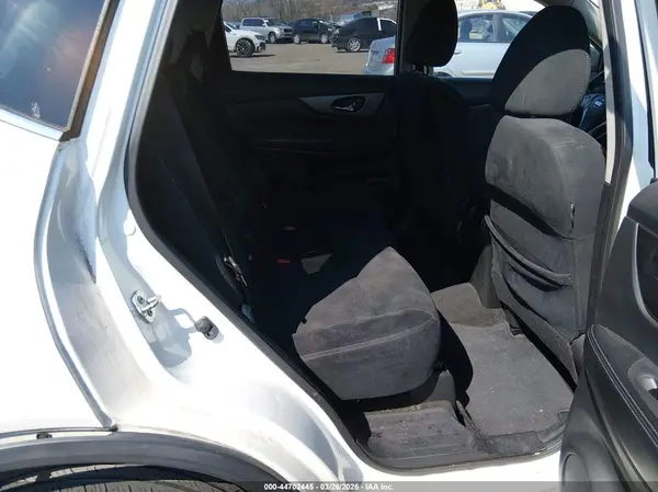 JN8AT2MVXGW151081 2016 NISSAN ROGUE - Image 8