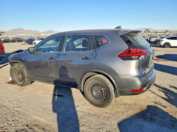 JN8AT2MVXHW004437 2017 NISSAN ROGUE - Image 2