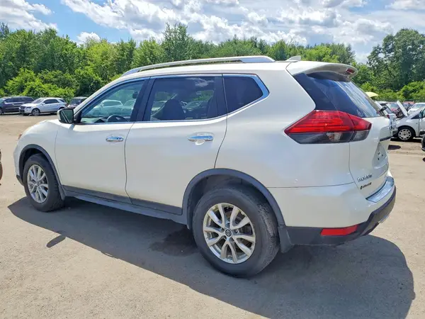 JN8AT2MVXHW004941 2017 NISSAN ROGUE - Image 2