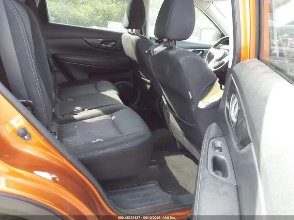 JN8AT2MVXHW008438 2017 NISSAN ROGUE - Image 8