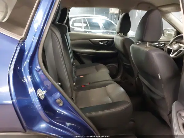 JN8AT2MVXHW008553 2017 NISSAN ROGUE - Image 8