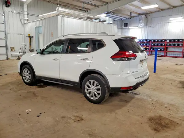 JN8AT2MVXHW009573 2017 NISSAN ROGUE - Image 2