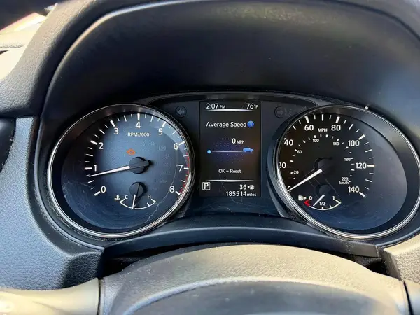 JN8AT2MVXHW009640 2017 NISSAN ROGUE - Image 8