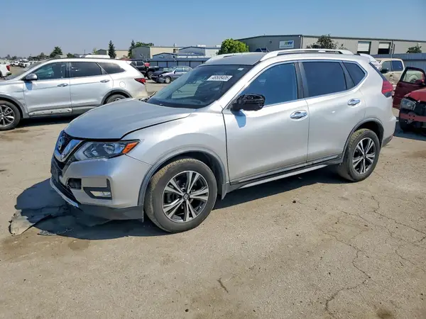 JN8AT2MVXHW012635 2017 NISSAN ROGUE - Image 1