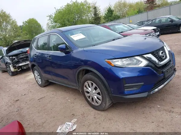 JN8AT2MVXHW013039 2017 NISSAN ROGUE - Image 1