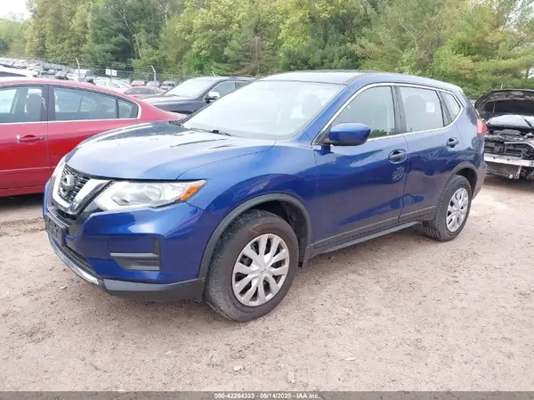 JN8AT2MVXHW013039 2017 NISSAN ROGUE - Image 2