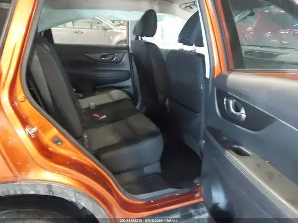 JN8AT2MVXHW013929 2017 NISSAN ROGUE - Image 8
