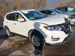 JN8AT2MVXHW016569 2017 NISSAN ROGUE