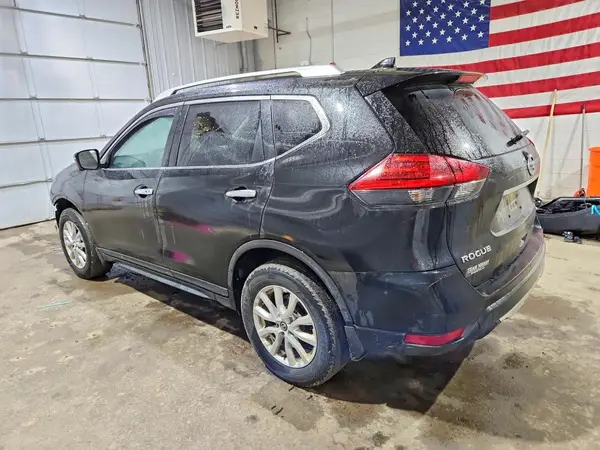 JN8AT2MVXHW016894 2017 NISSAN ROGUE - Image 2