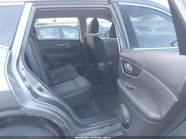 JN8AT2MVXHW017432 2017 NISSAN ROGUE - Image 8