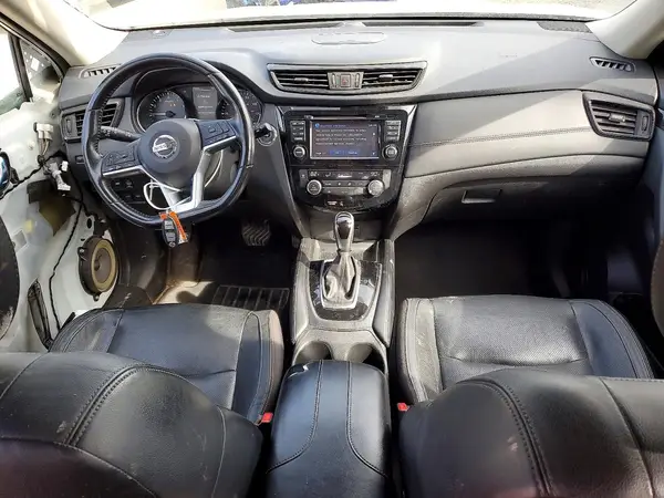JN8AT2MVXHW019374 2017 NISSAN ROGUE - Image 8