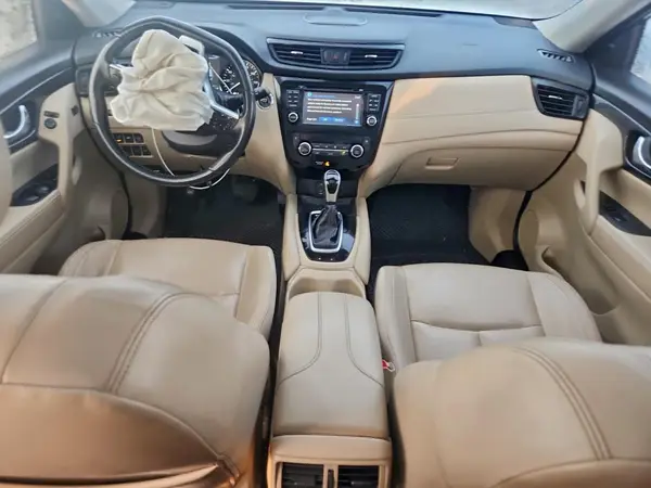 JN8AT2MVXHW021383 2017 NISSAN ROGUE - Image 8