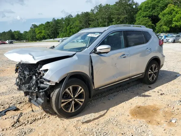 JN8AT2MVXHW024199 2017 NISSAN ROGUE - Image 1