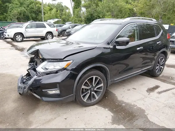 JN8AT2MVXHW024347 2017 NISSAN ROGUE - Image 2