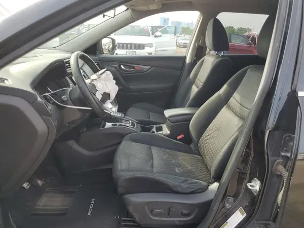 JN8AT2MVXHW026499 2017 NISSAN ROGUE - Image 8